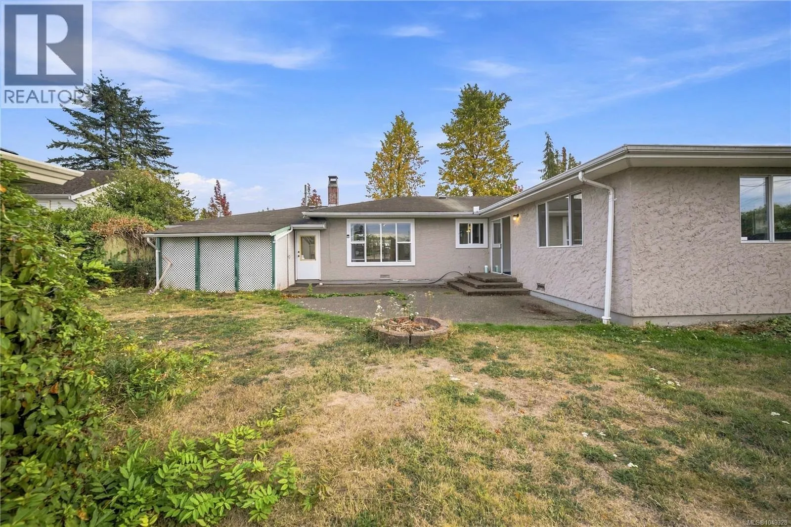 141 Jensen Ave E