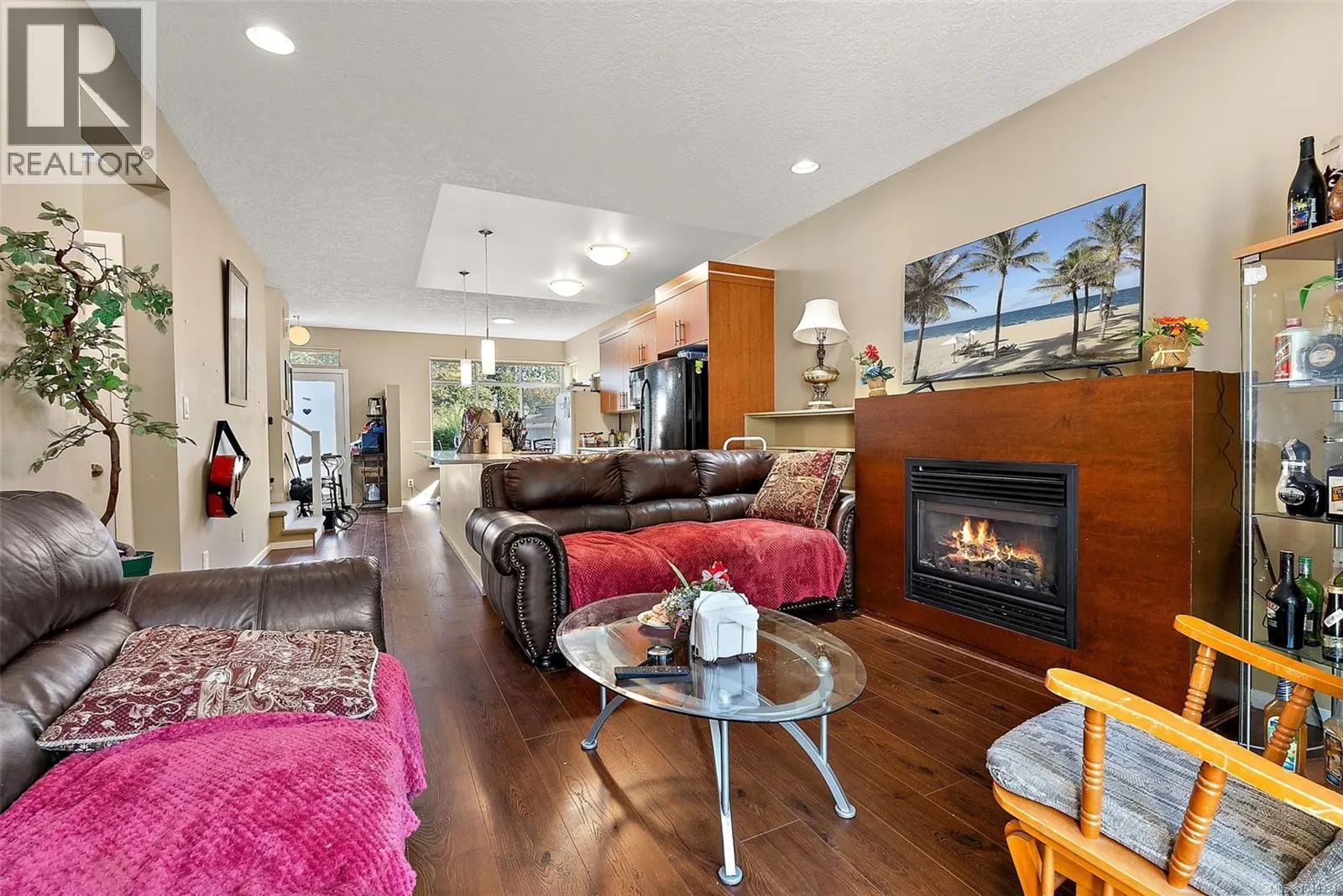 6372 Willowpark Way