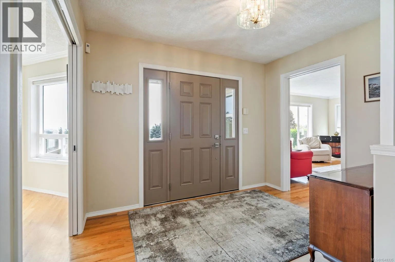 6508 Bella Vista Dr