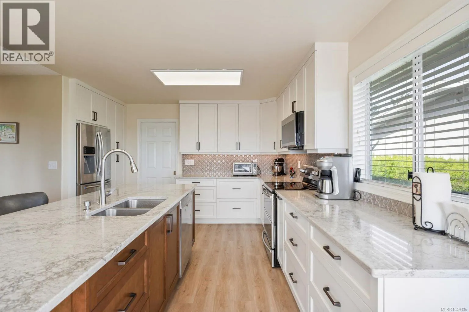 6508 Bella Vista Dr