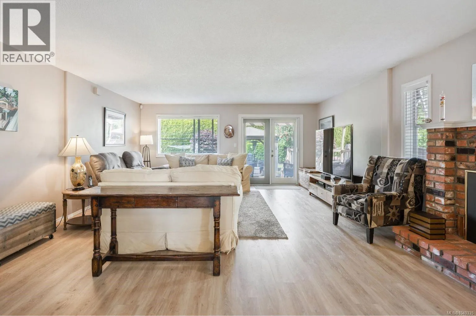 6508 Bella Vista Dr