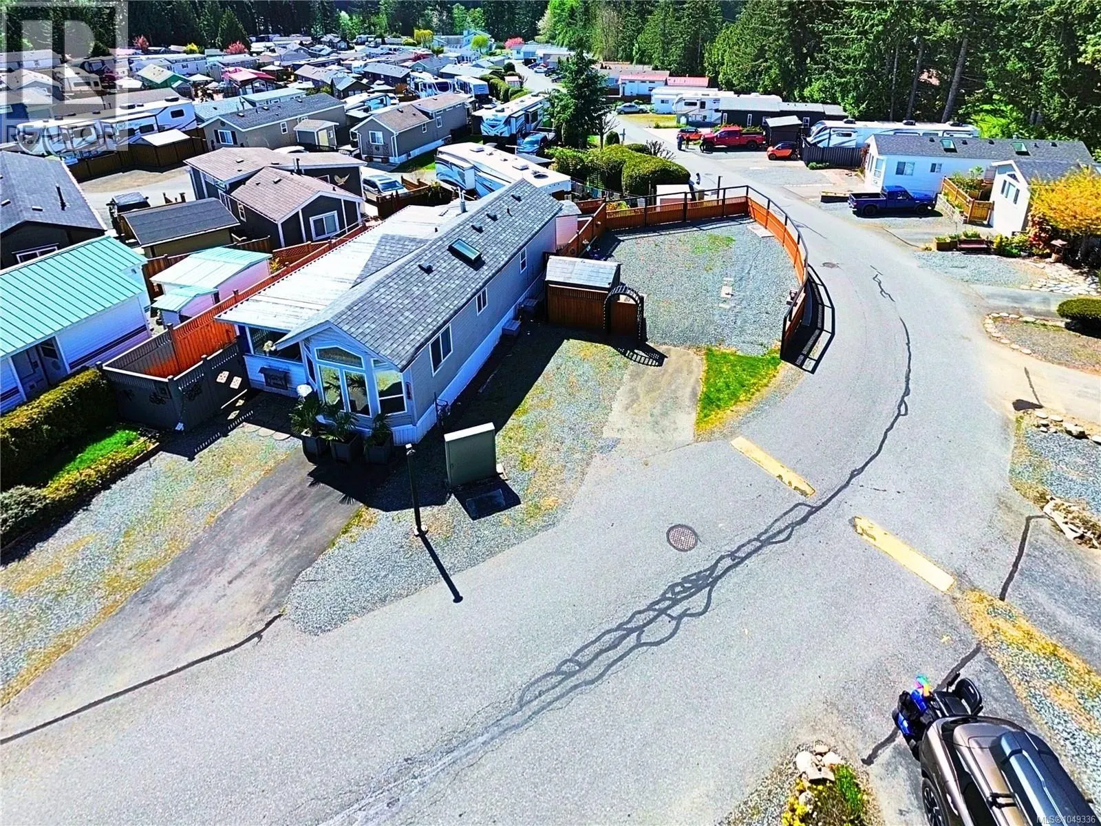 1105 Woss Lake Dr