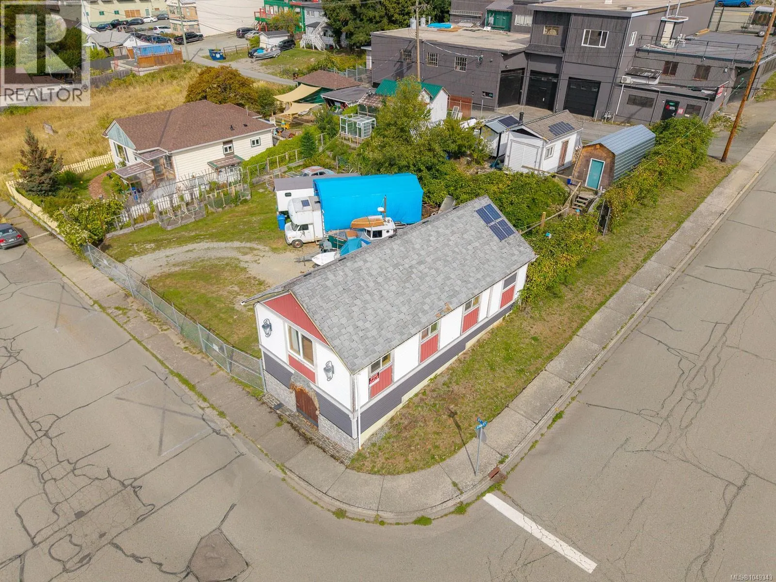 3203 2nd Ave