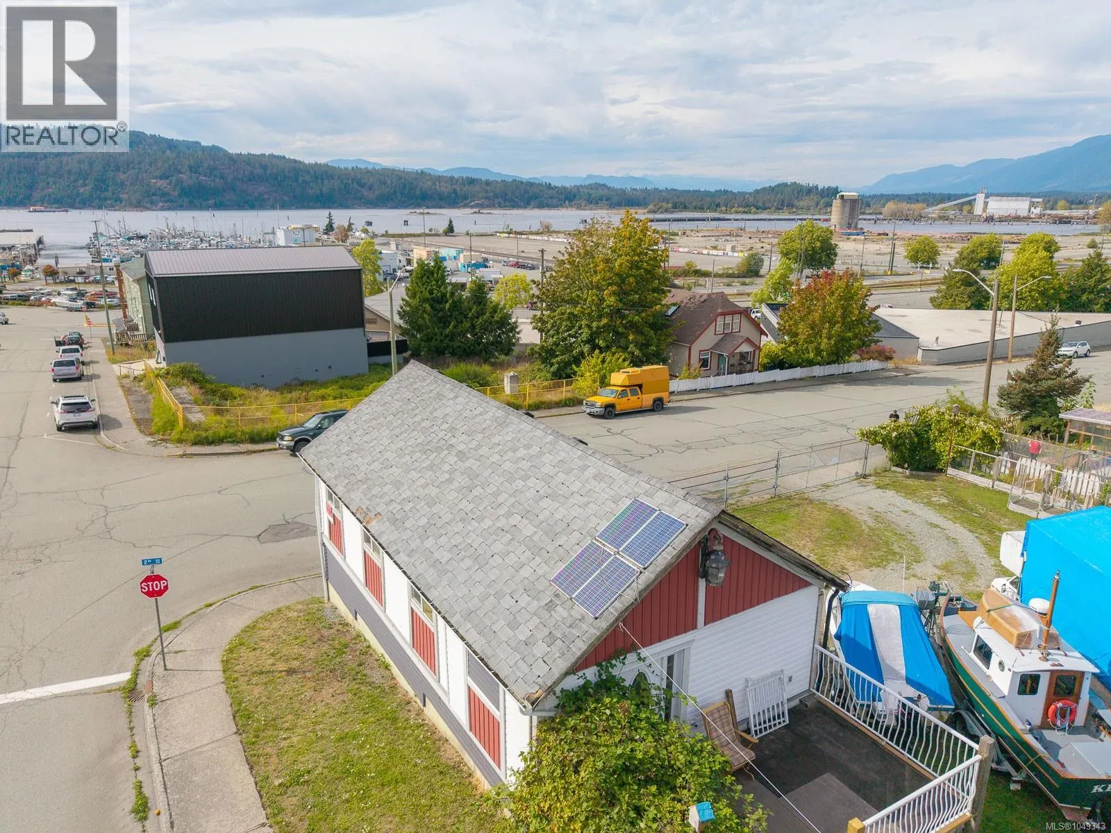 3203 2nd Ave