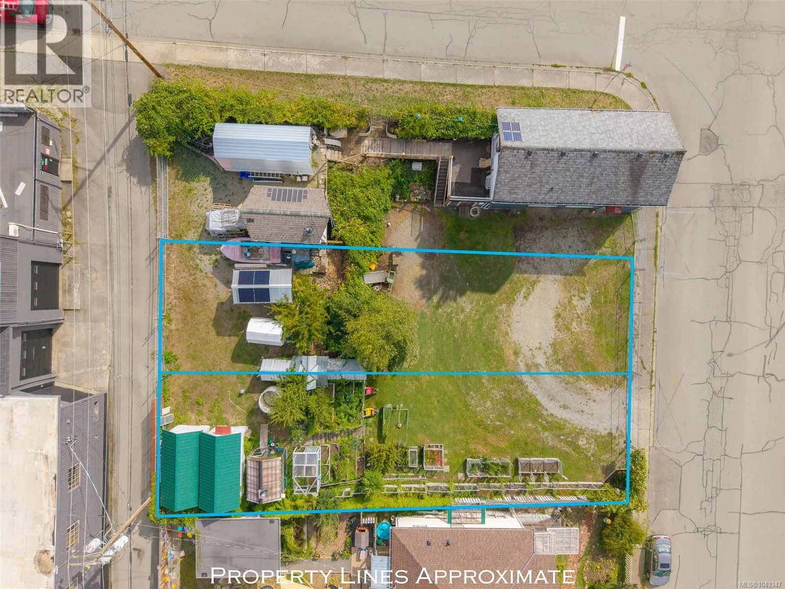 3211 2nd Ave