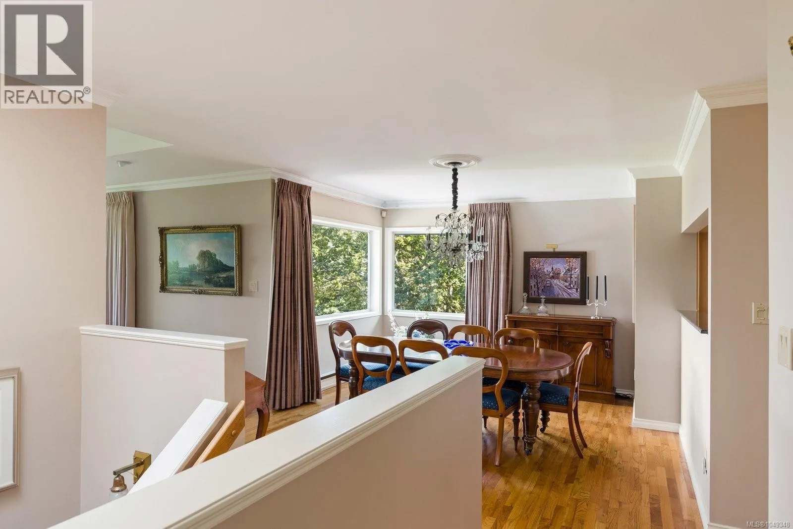 3656 Cadboro Bay Rd