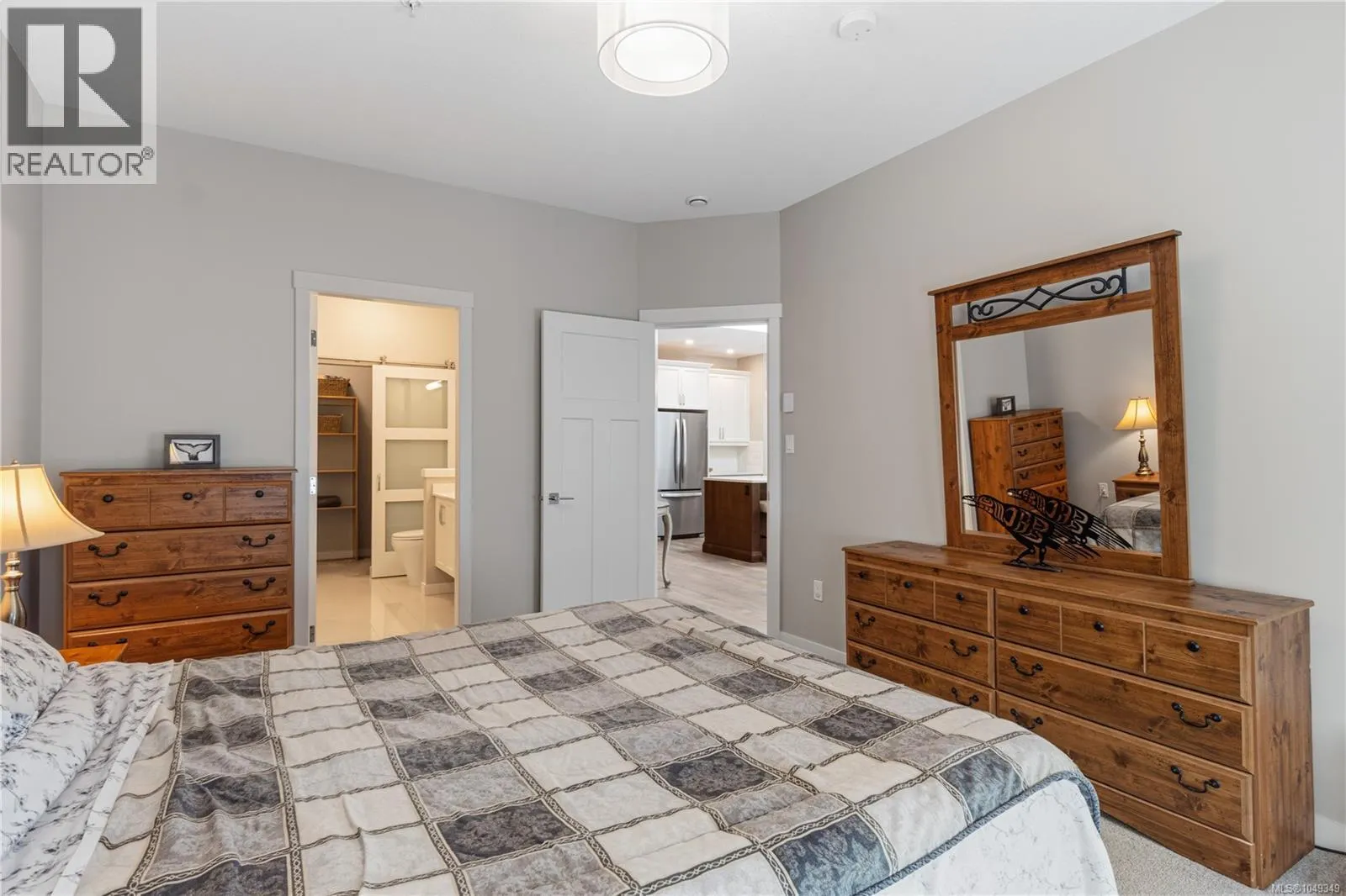 4153 Emerald Woods Pl