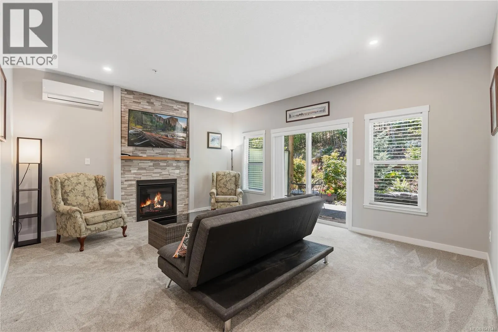 4153 Emerald Woods Pl