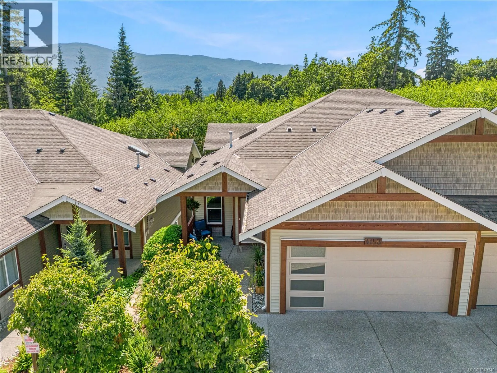 4153 Emerald Woods Pl