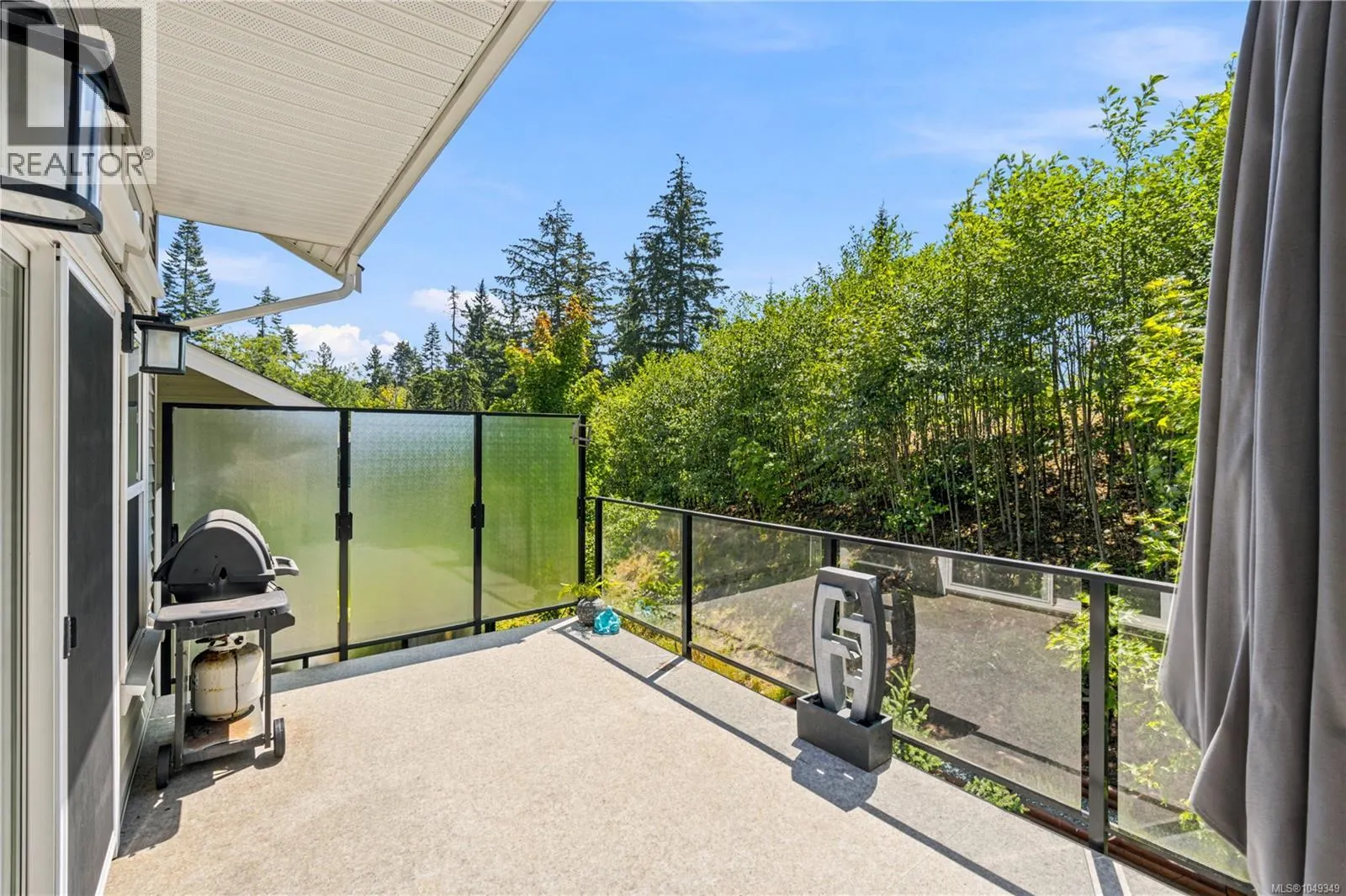 4153 Emerald Woods Pl