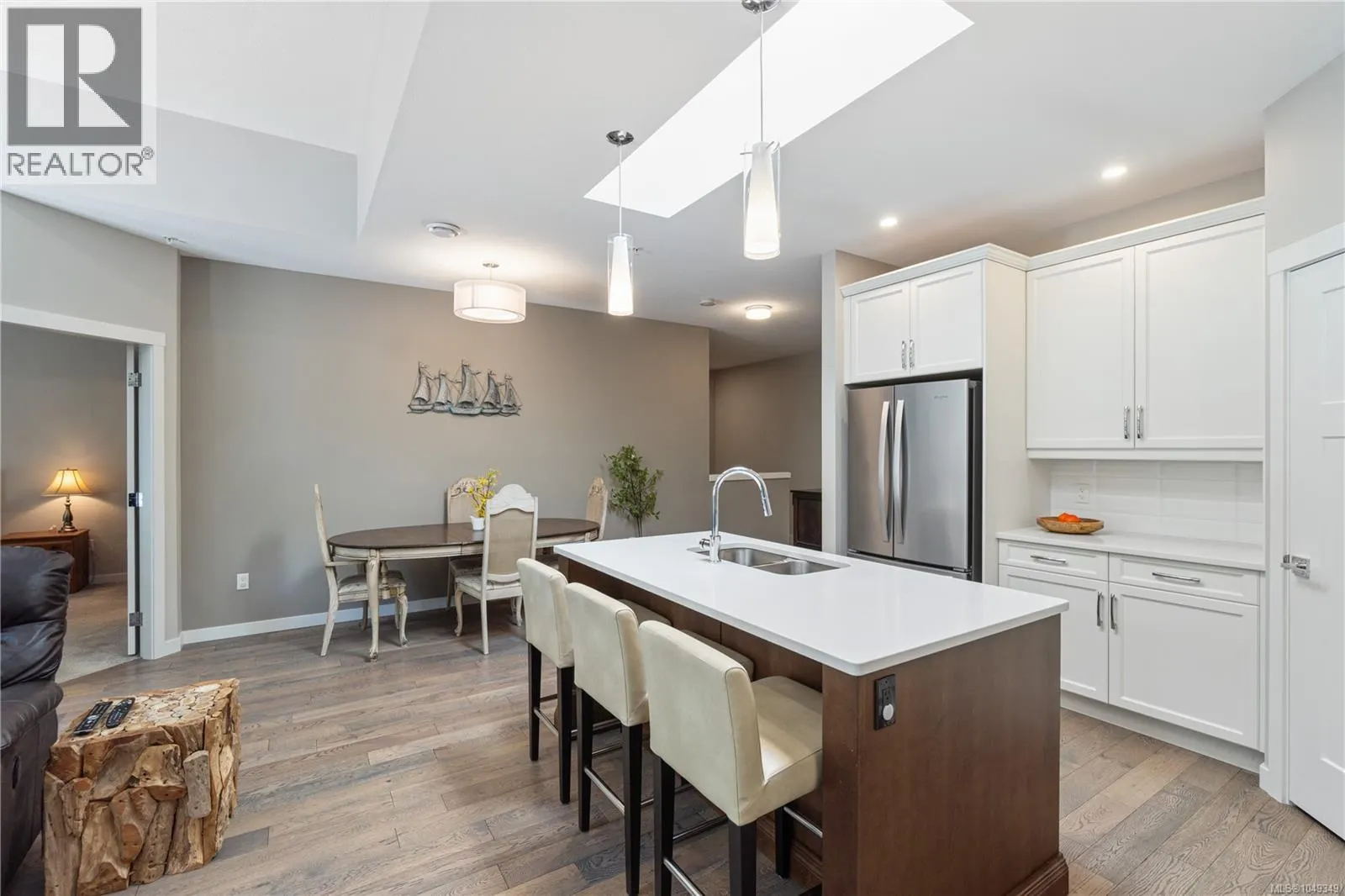 4153 Emerald Woods Pl