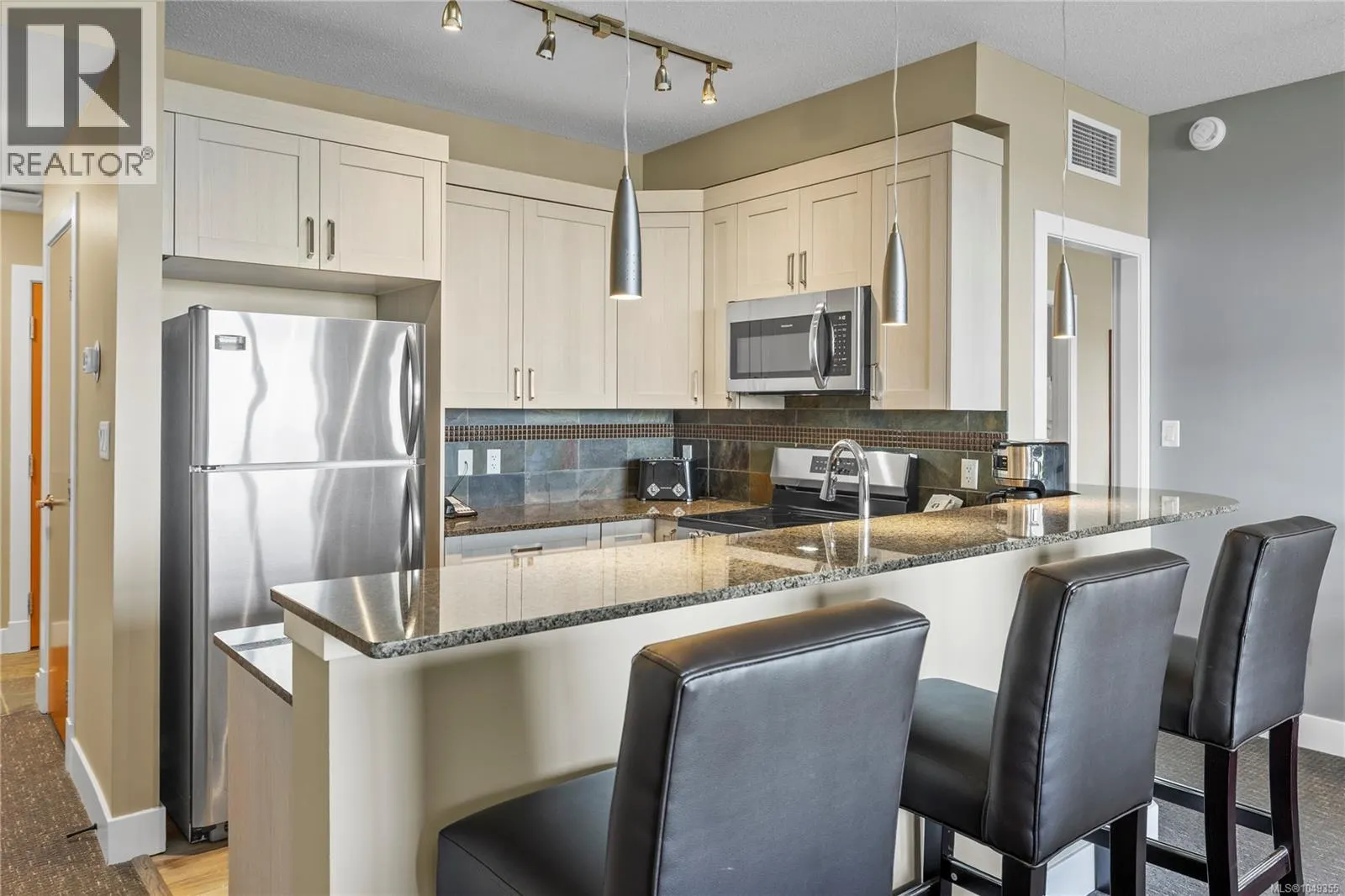129c/130 181 Beachside Dr