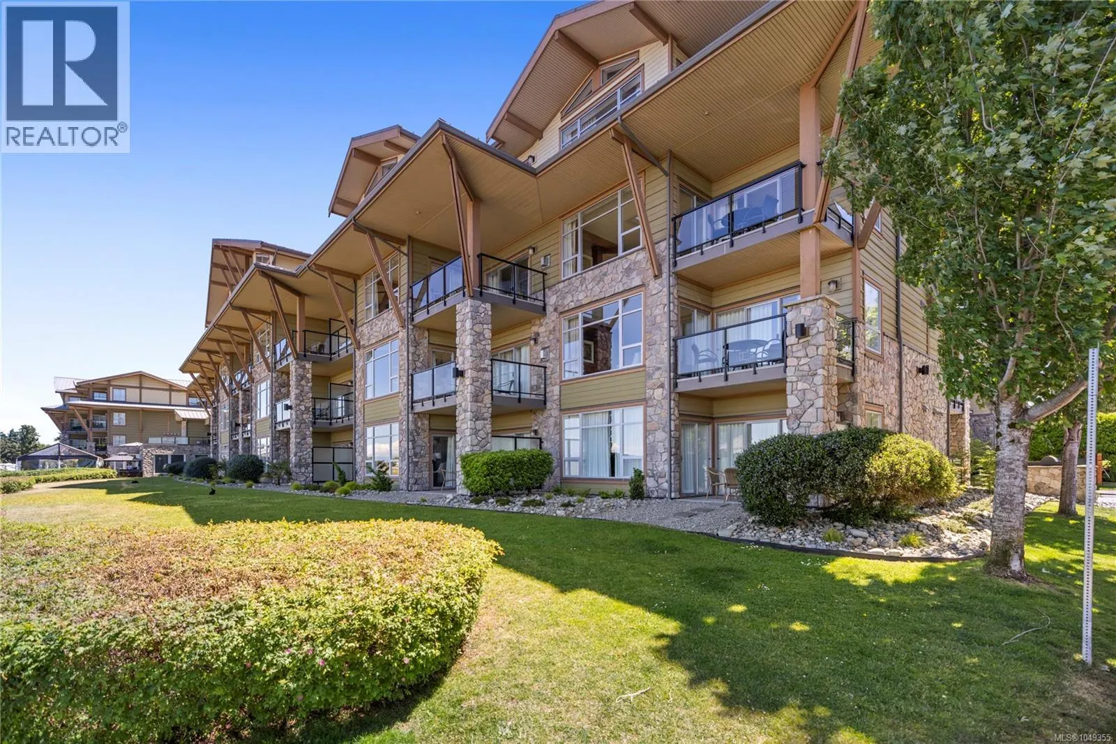 129c/130 181 Beachside Dr