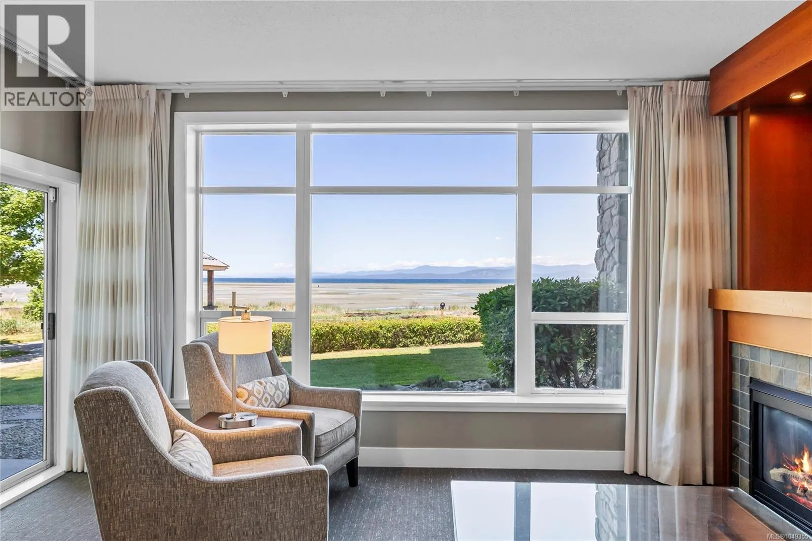 129c/130 181 Beachside Dr