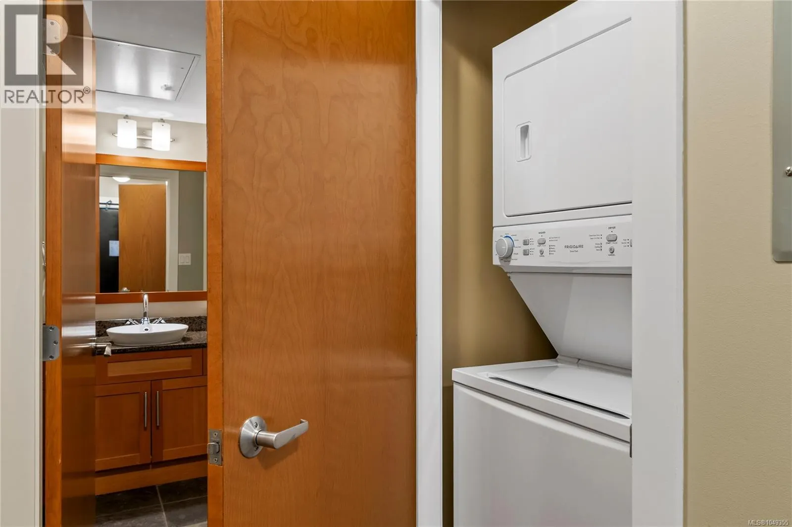 129c/130 181 Beachside Dr