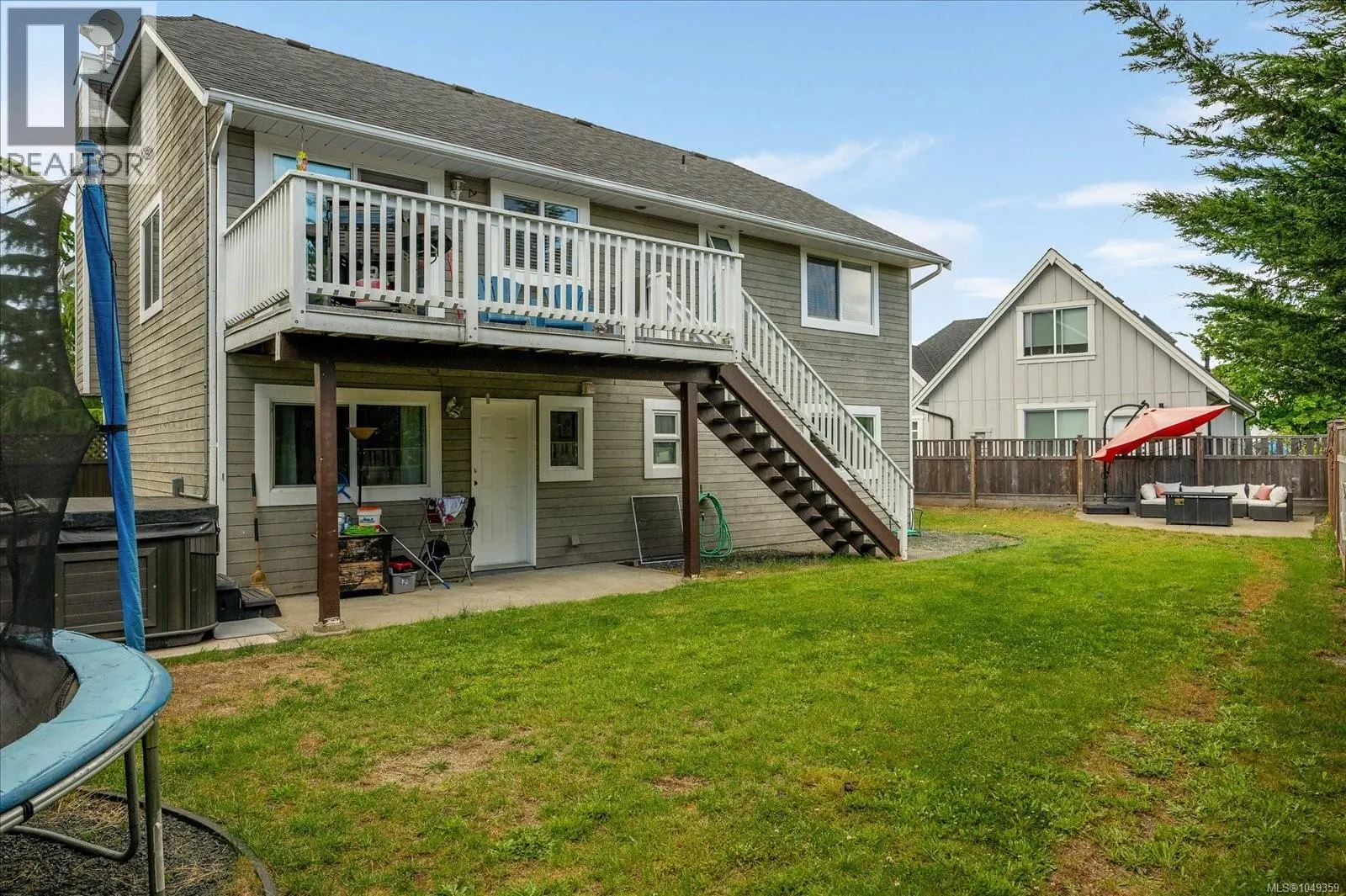 672 Foster Dr