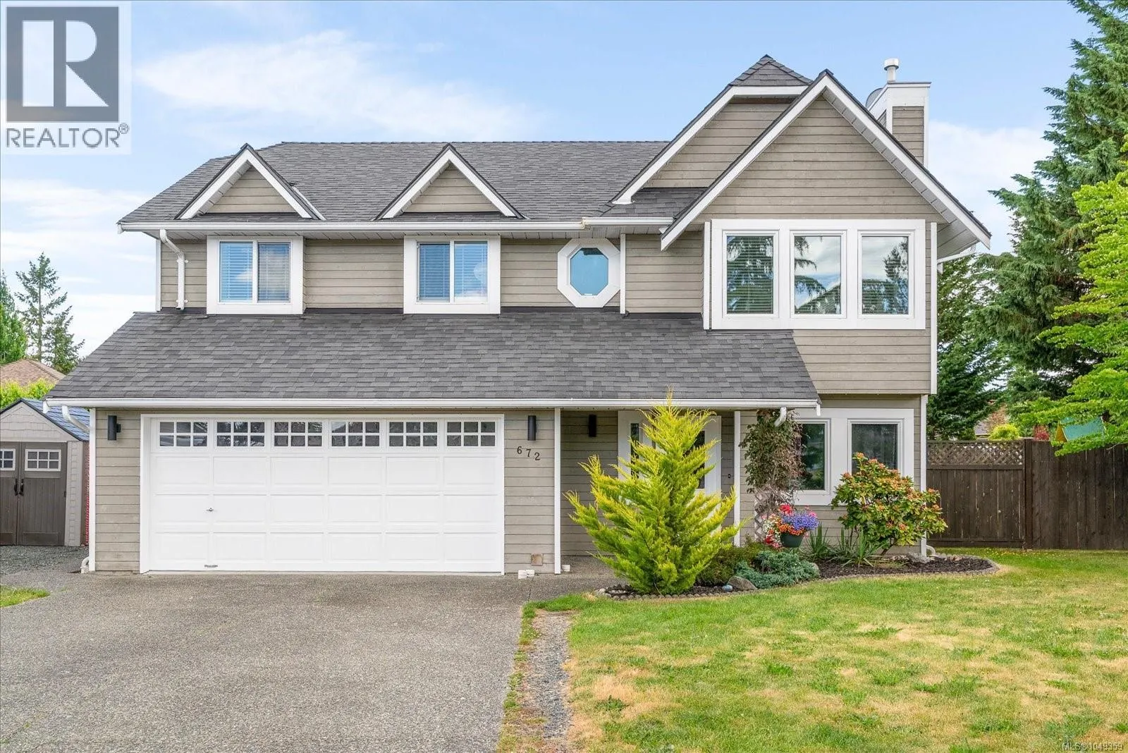 672 Foster Dr