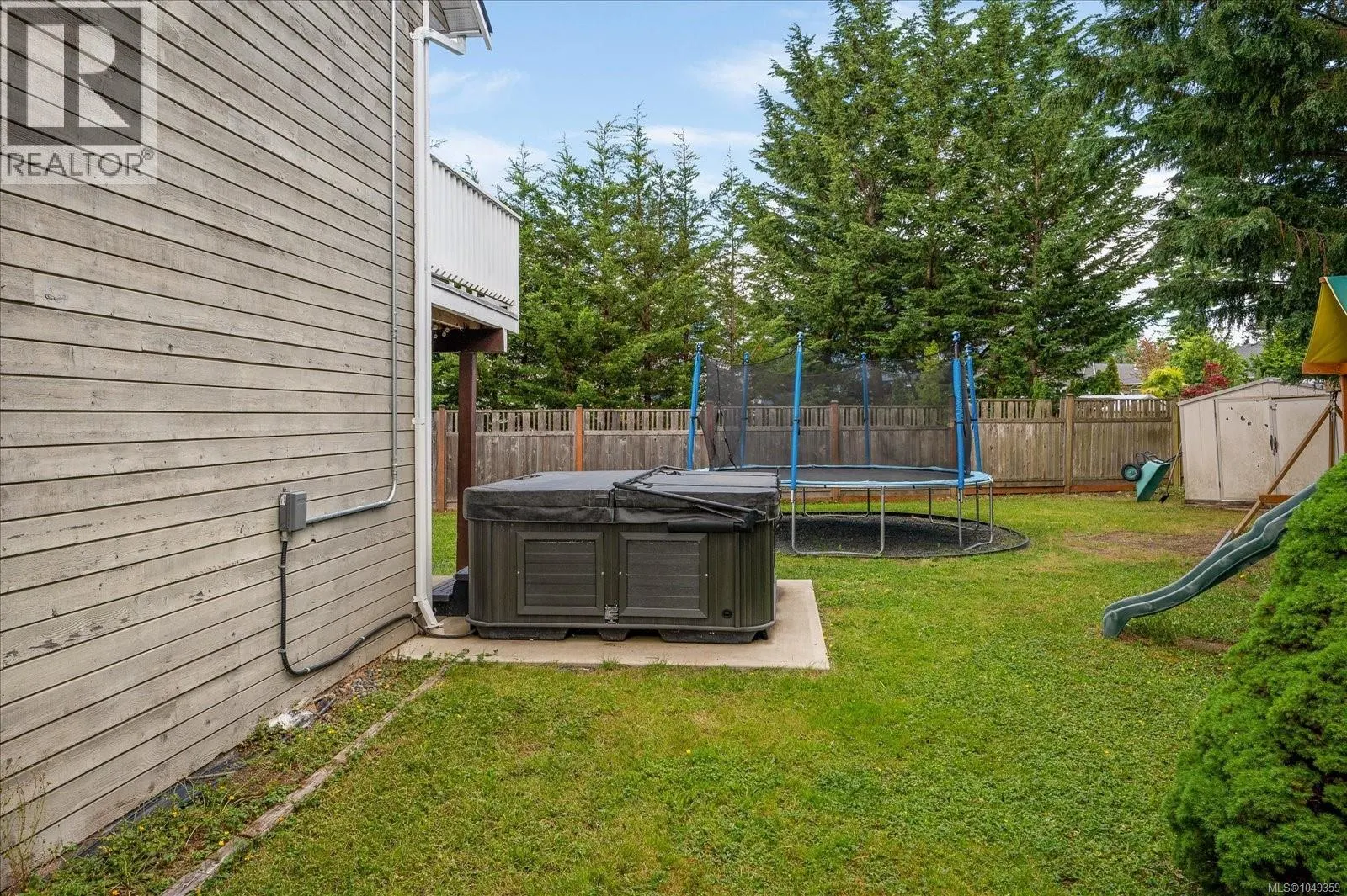 672 Foster Dr