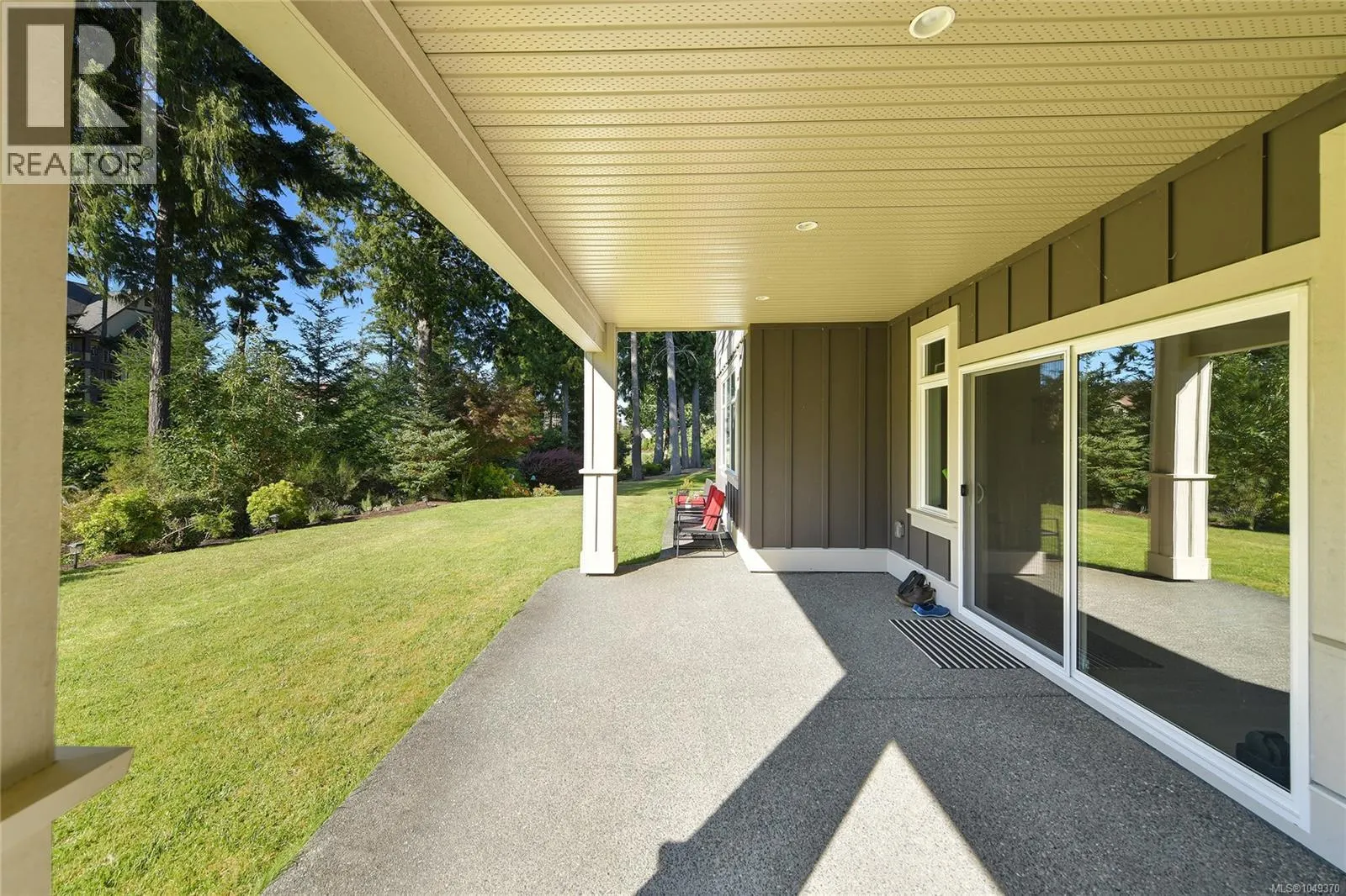 2136 Champions Way