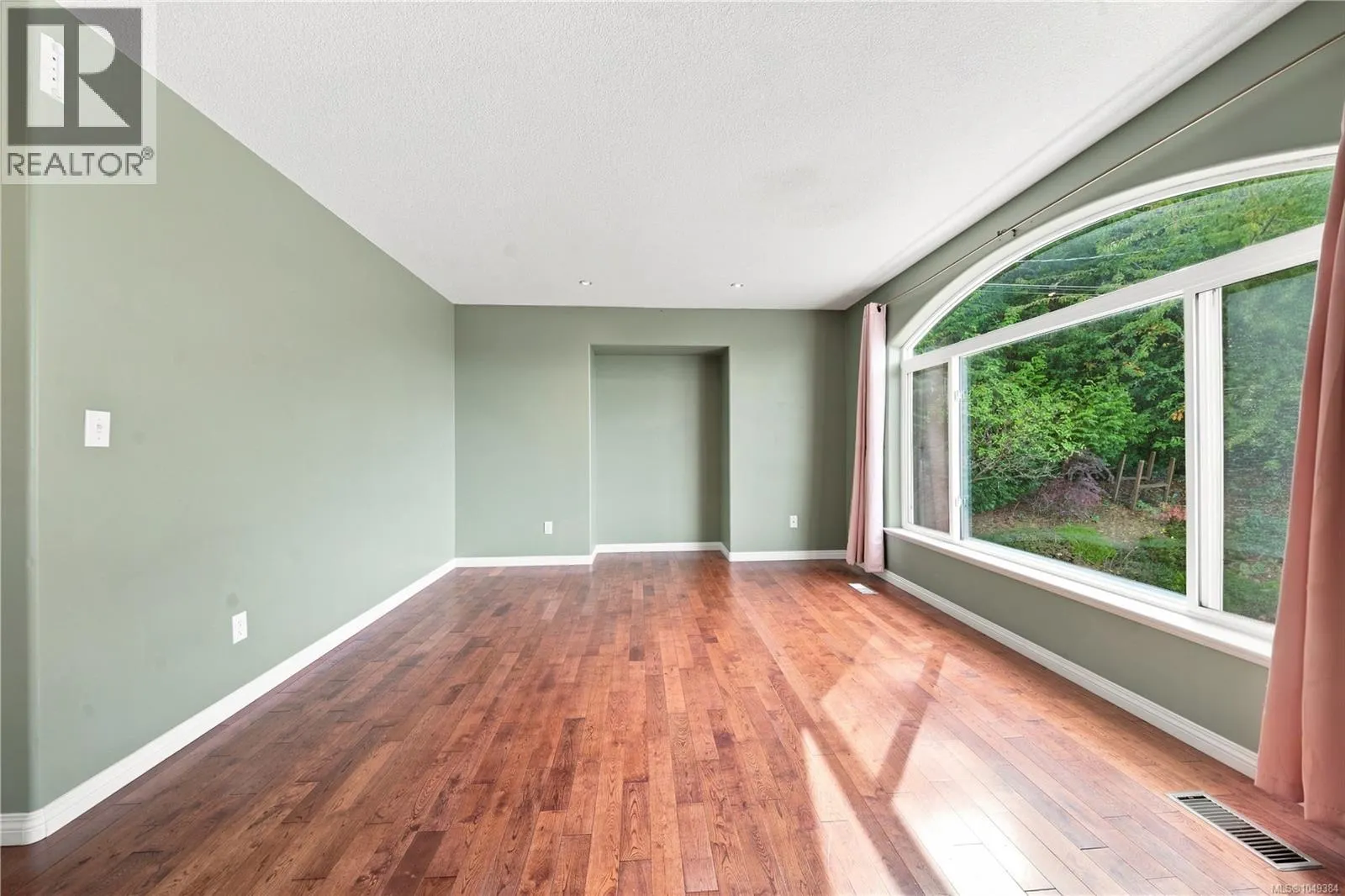 256 King Rd