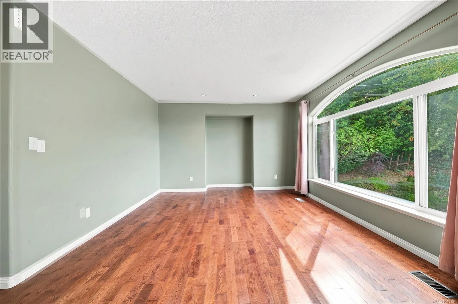 256 King Rd