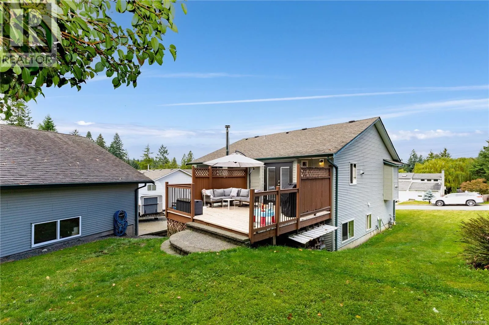 809 Willowcrest Rd