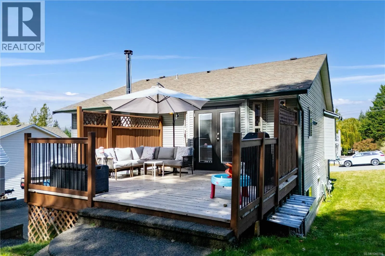 809 Willowcrest Rd