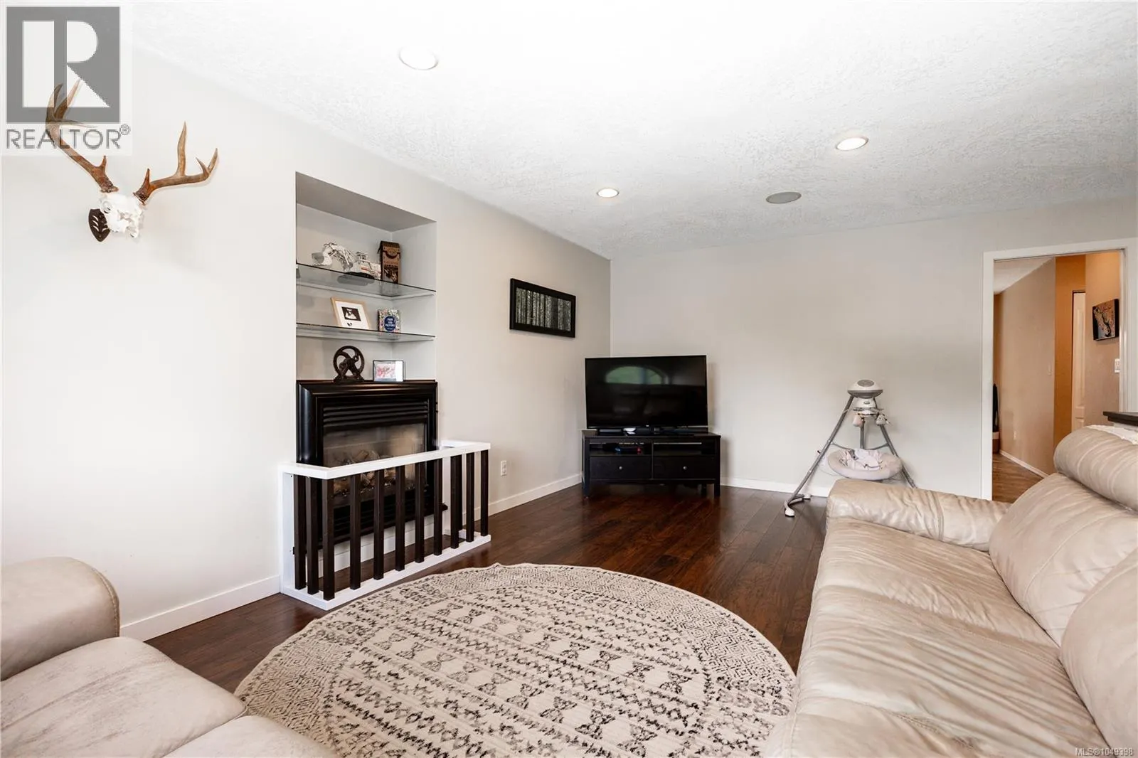 809 Willowcrest Rd