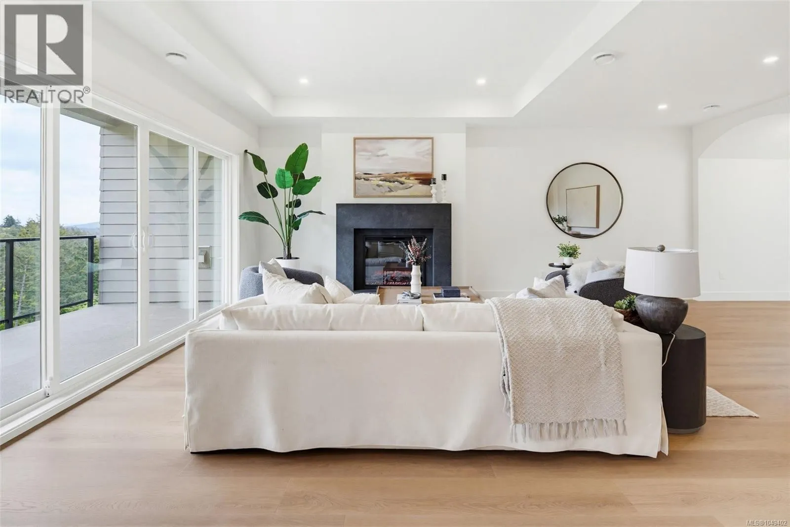 1252 Cedarbrook Way