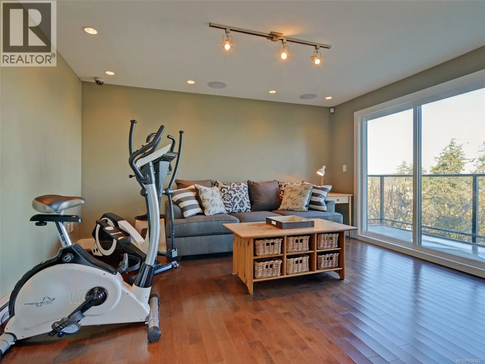 280 Milburn Dr