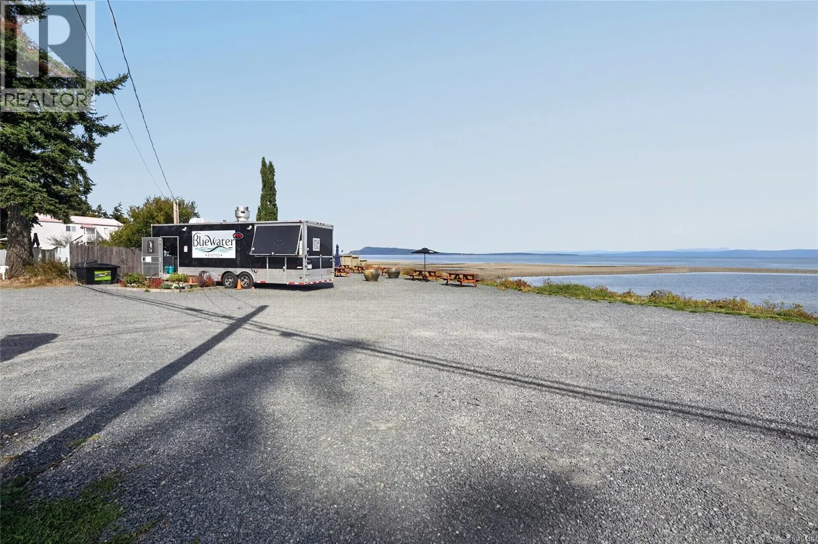 6001/6010 Island Hwy W