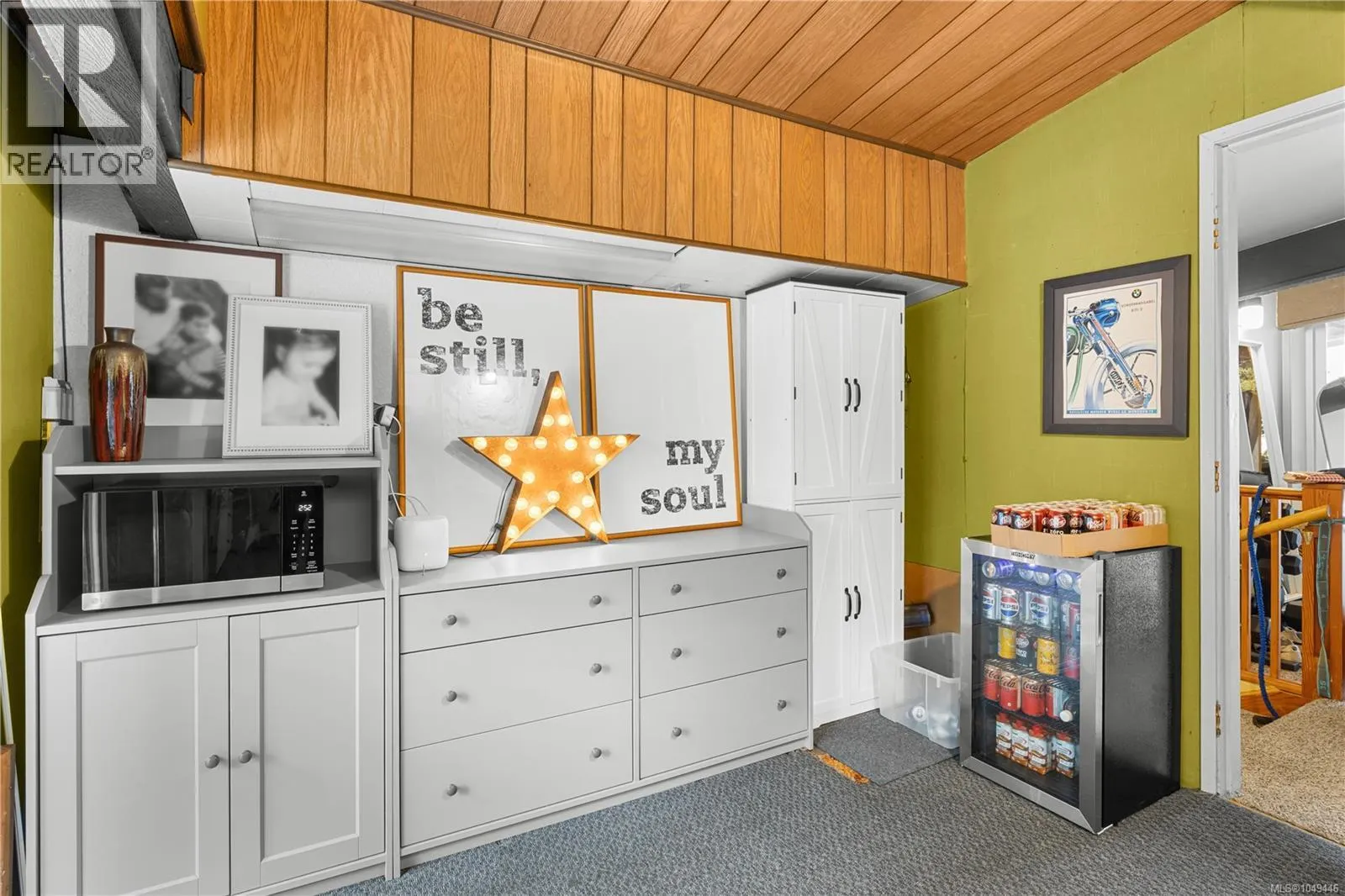 4598 Torquay Dr