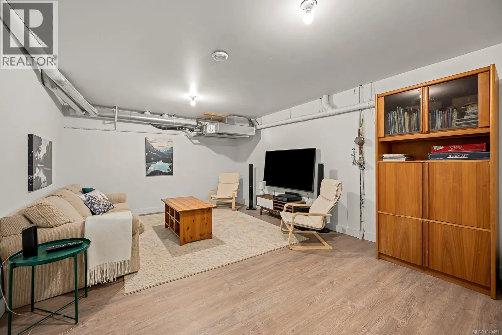 425 Arrowsmith Ridge