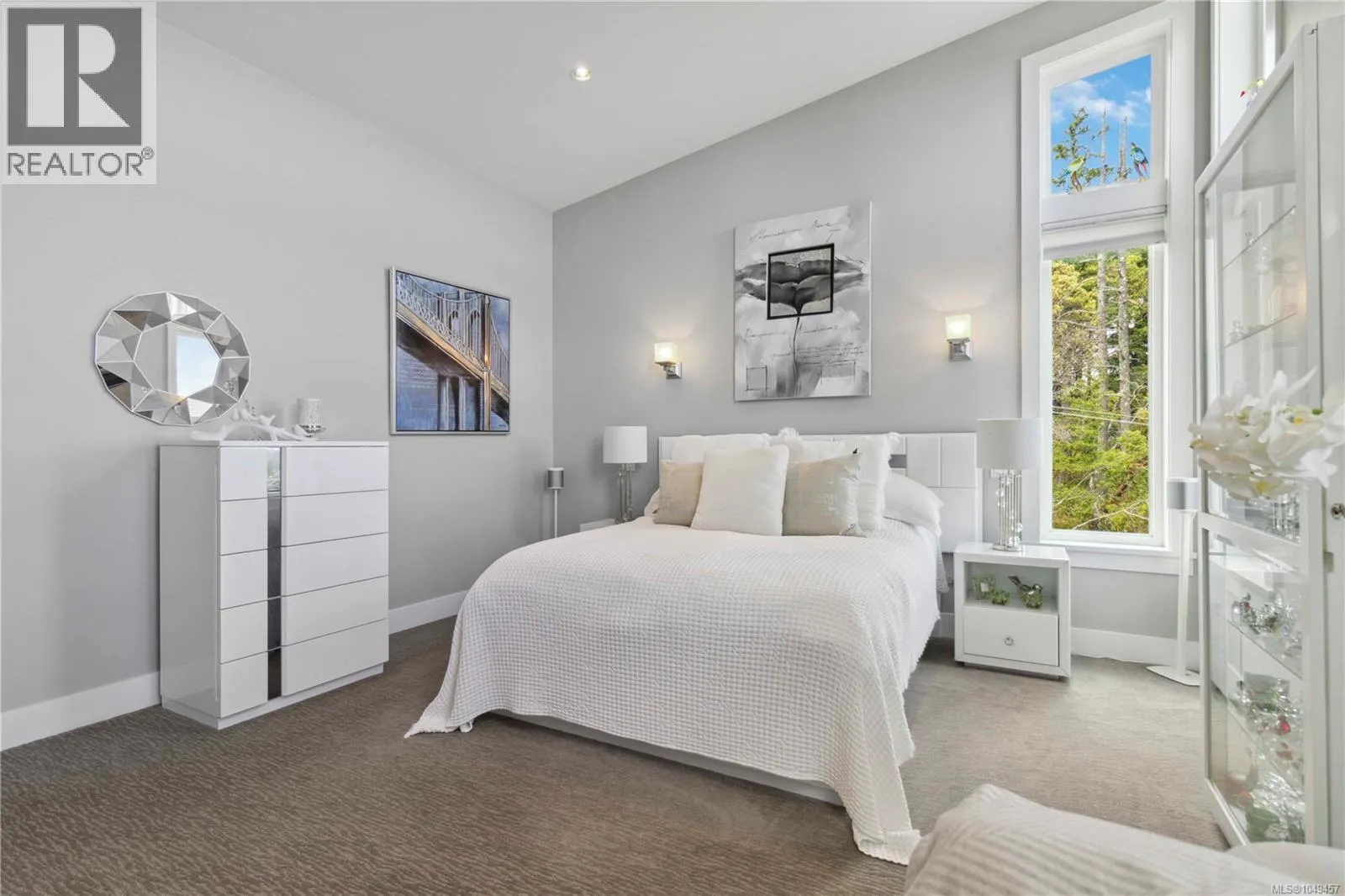708 Demel Pl