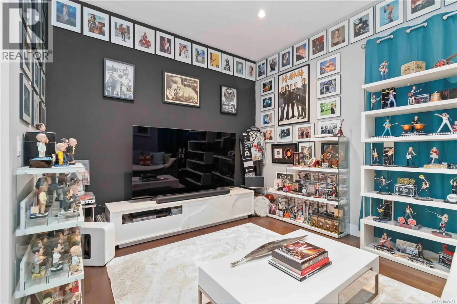 708 Demel Pl