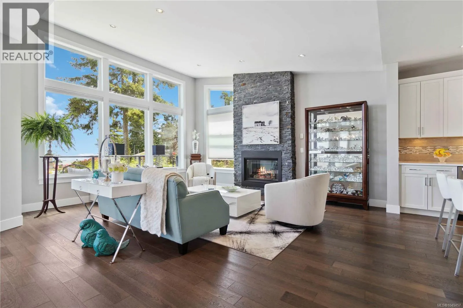 708 Demel Pl