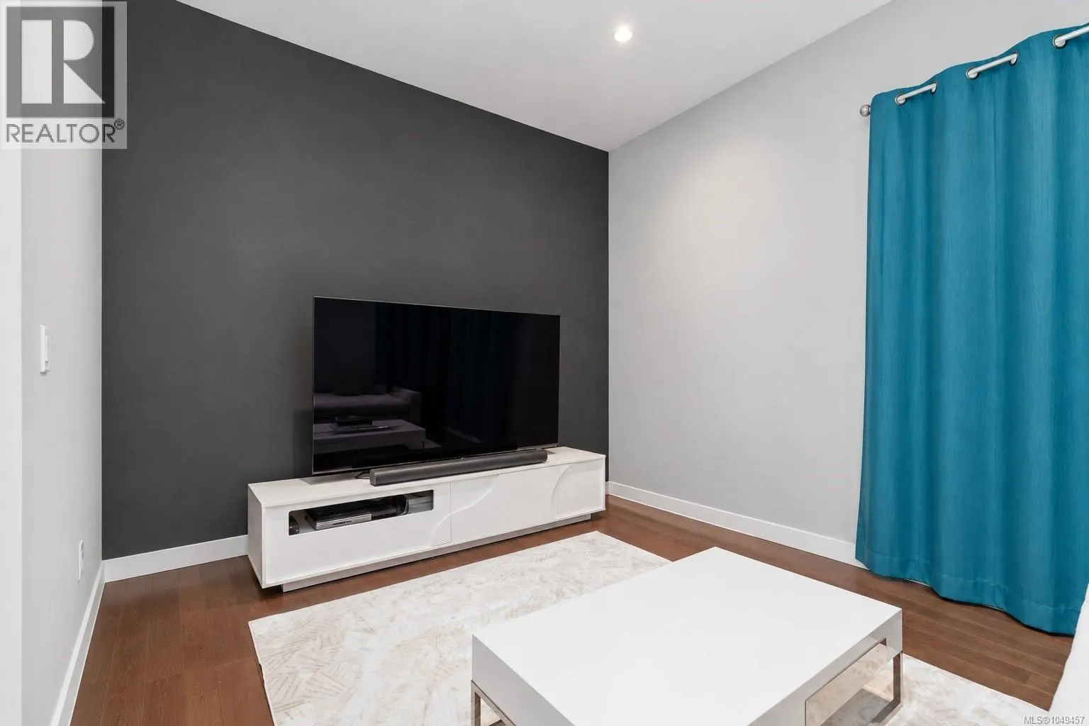 708 Demel Pl