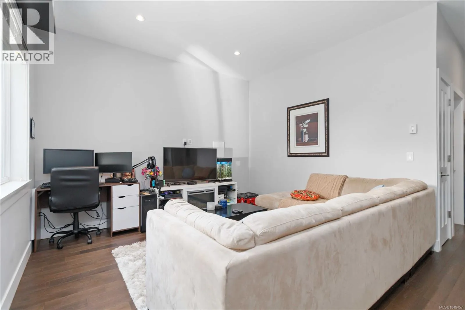 708 Demel Pl