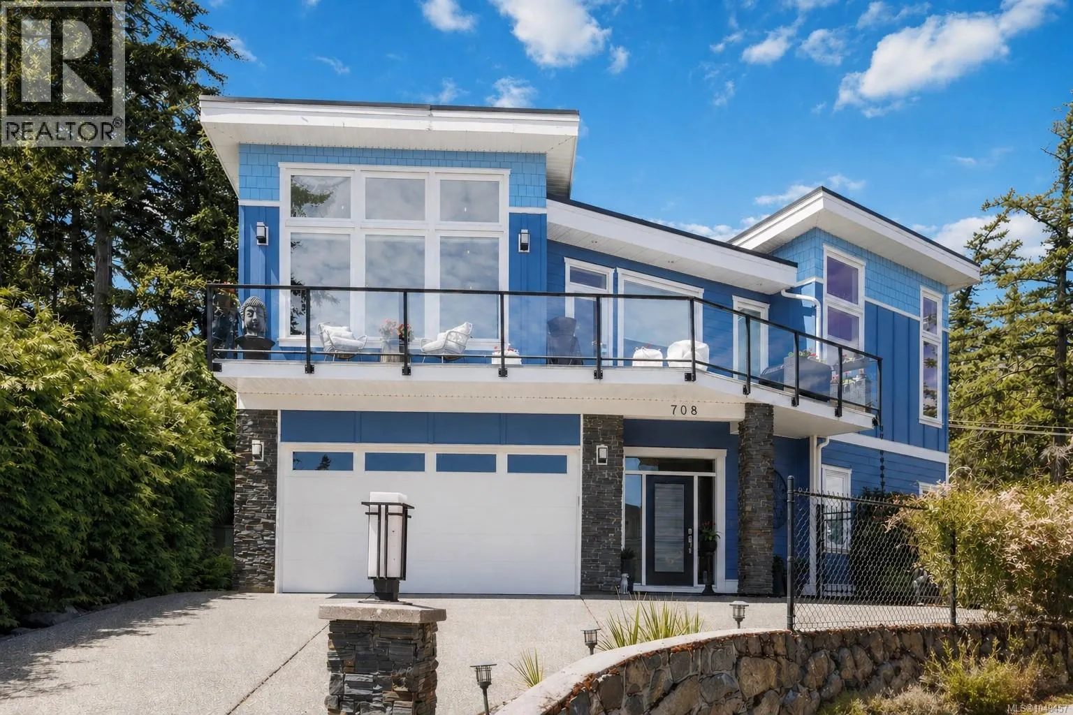 708 Demel Pl