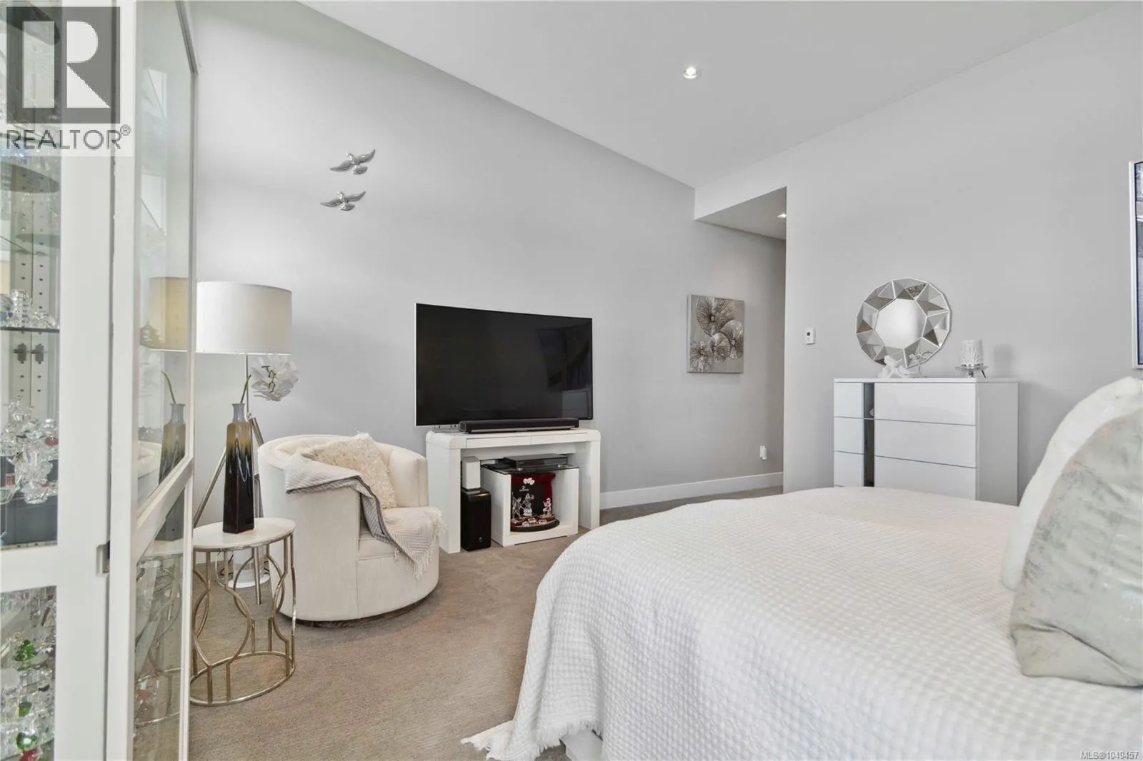 708 Demel Pl