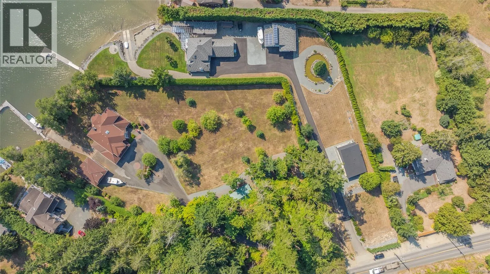 4718/4720 Shell Beach Rd