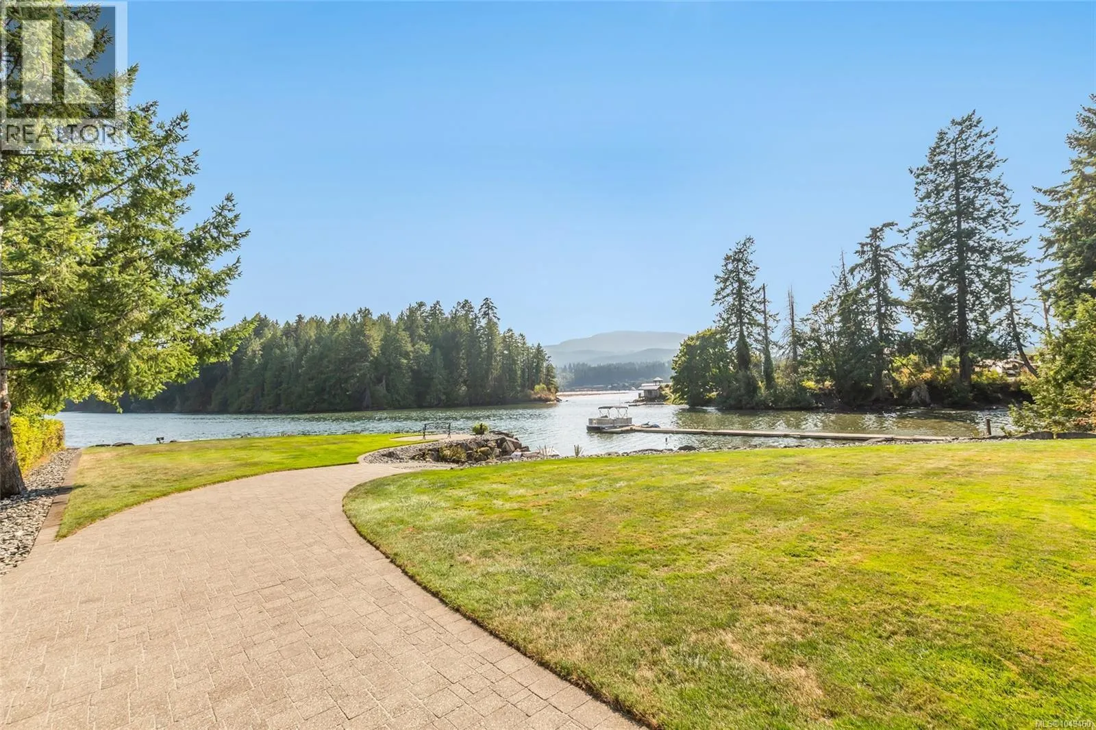 4718/4720 Shell Beach Rd