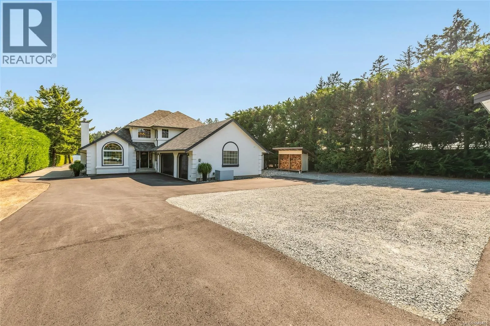 4718/4720 Shell Beach Rd