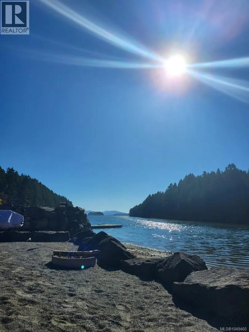 4718/4720 Shell Beach Rd