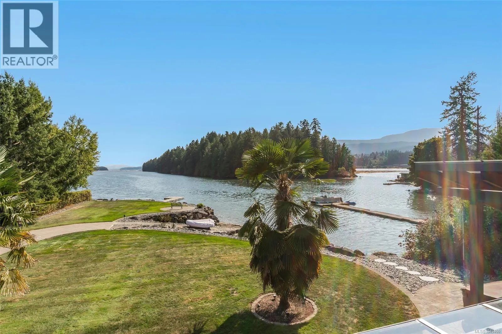 4718/4720 Shell Beach Rd