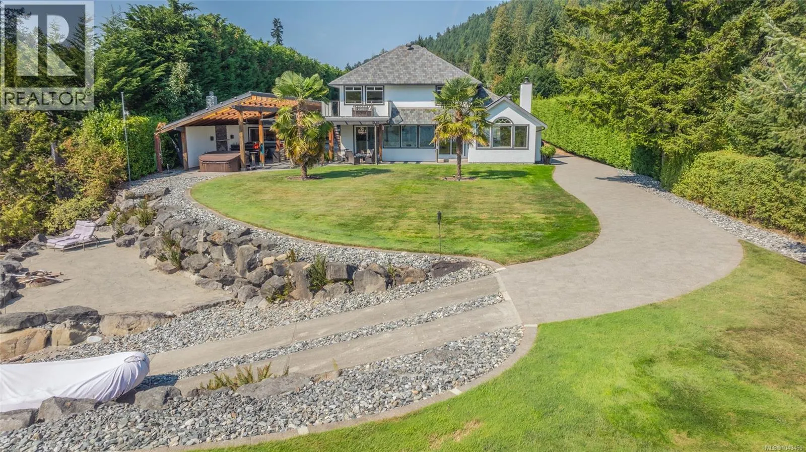 4718/4720 Shell Beach Rd