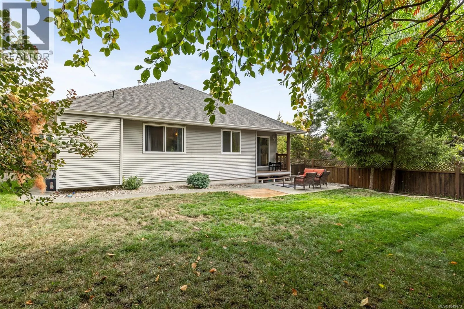 1715 Country Hills Dr