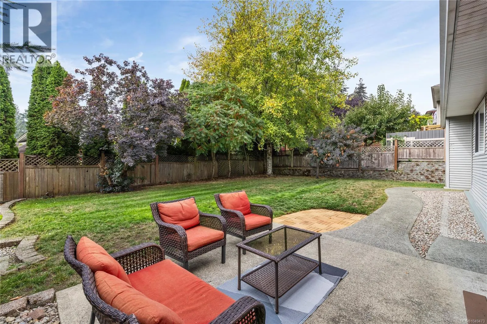 1715 Country Hills Dr