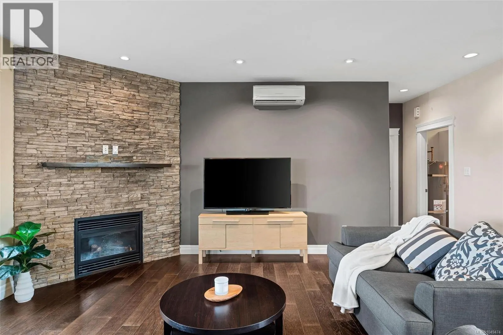 774 Egret Close