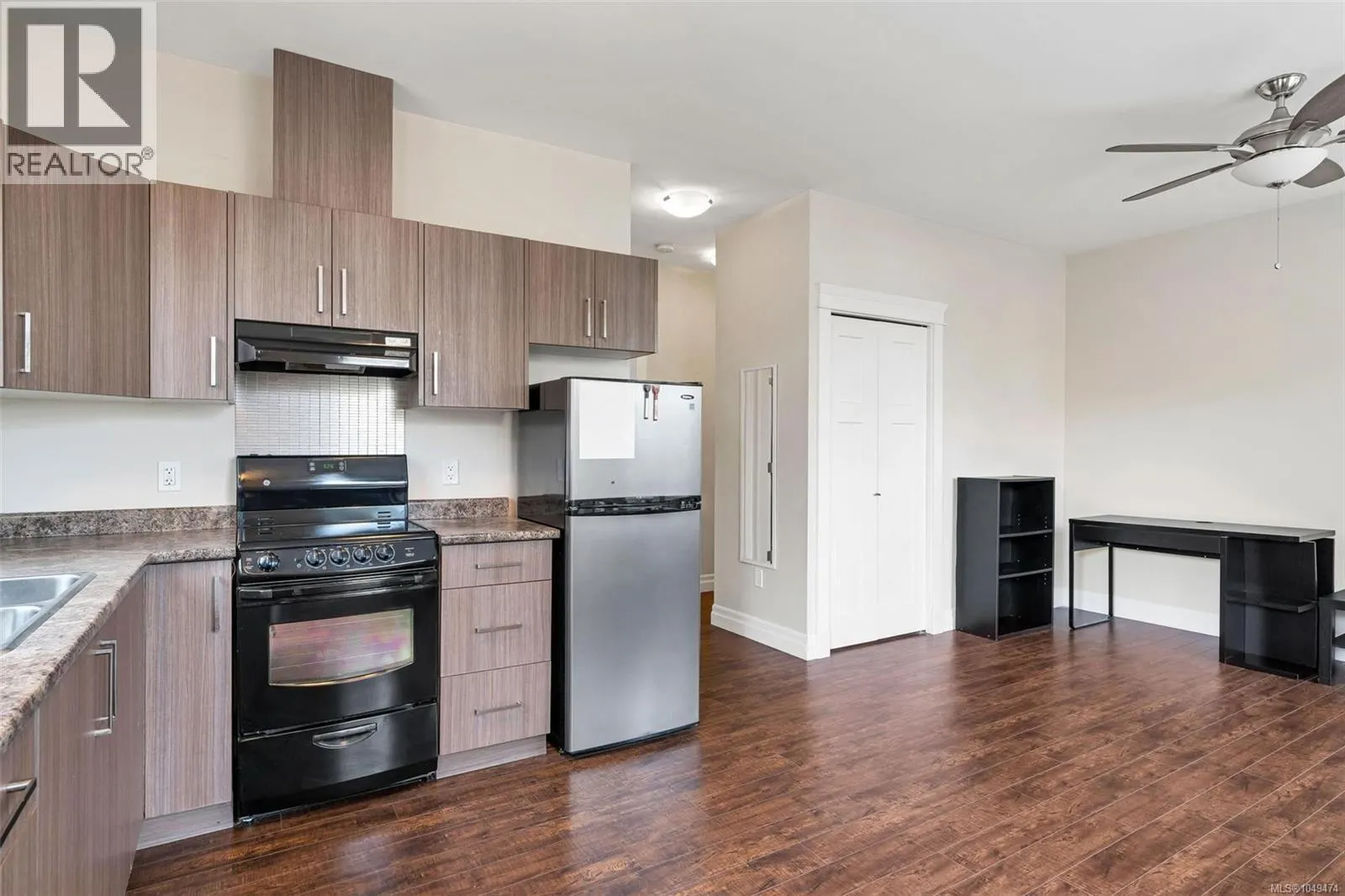 774 Egret Close